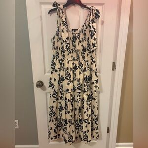 Skies Are Blue Black and Cream Floral Midi Dress